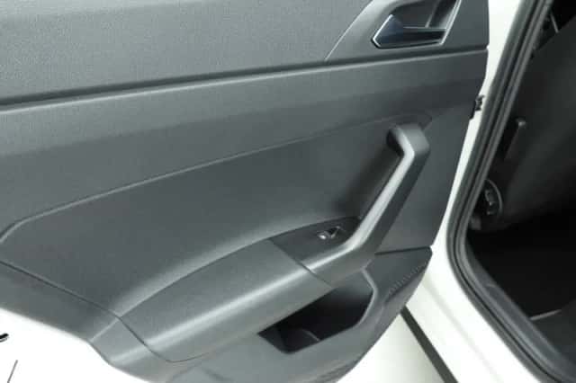 Volkswagen Polo (2022) thumbnail 18