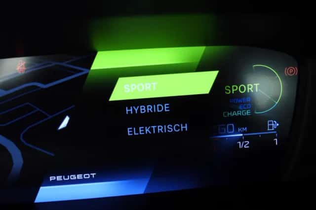 Peugeot 308 (2022) thumbnail 21