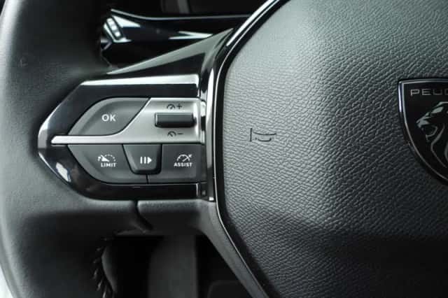 Peugeot 308 (2022) thumbnail 31