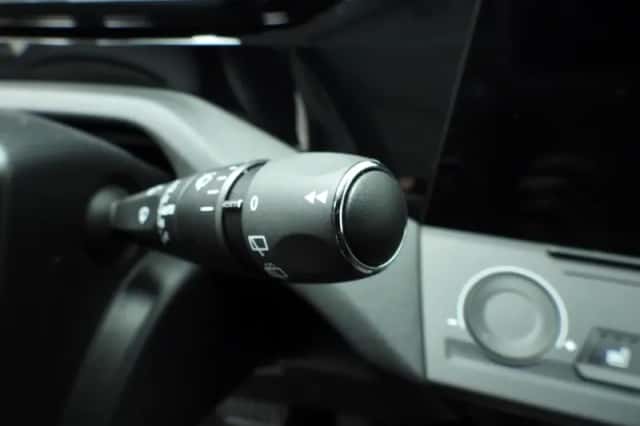 Peugeot 308 (2022) thumbnail 33