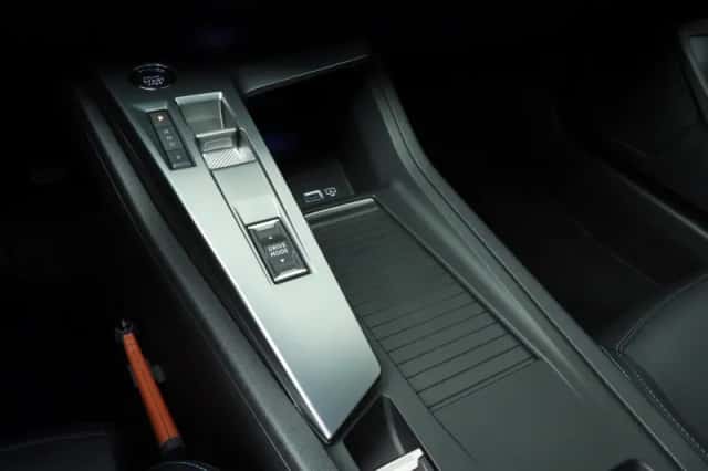 Peugeot 308 (2022) thumbnail 36