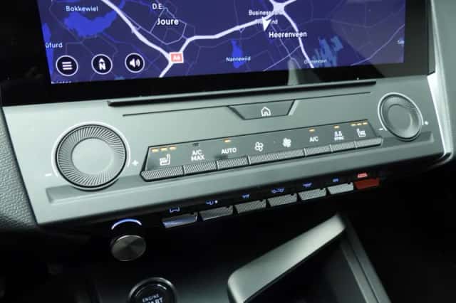 Peugeot 308 (2022) thumbnail 39