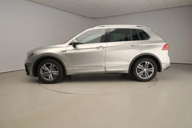Volkswagen Tiguan (2020) thumbnail 5