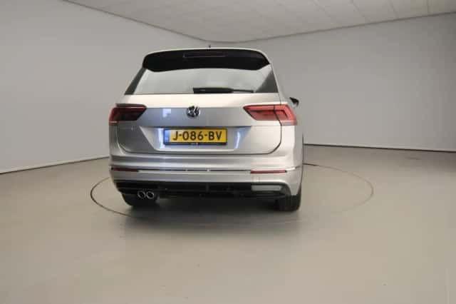 Volkswagen Tiguan (2020) thumbnail 6
