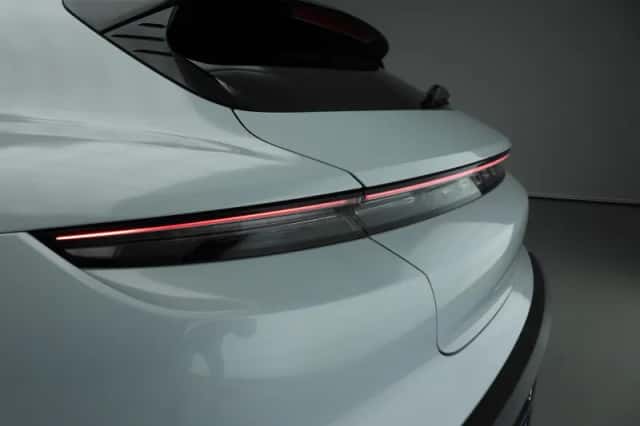 Porsche Taycan (2022) thumbnail 46