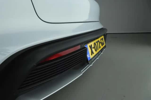 Porsche Taycan (2022) thumbnail 47