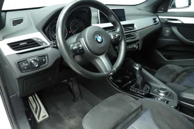 BMW X1 (2018) thumbnail 11