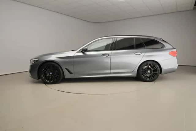 BMW 5-Serie (2017) thumbnail 2