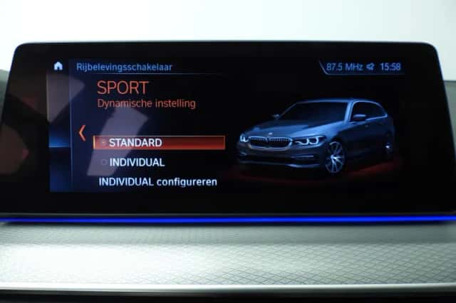BMW 5-Serie (2017) thumbnail 30