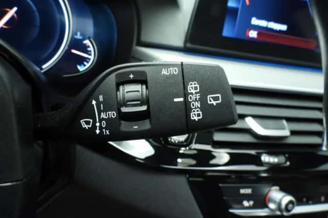 BMW 5-Serie (2017) thumbnail 42