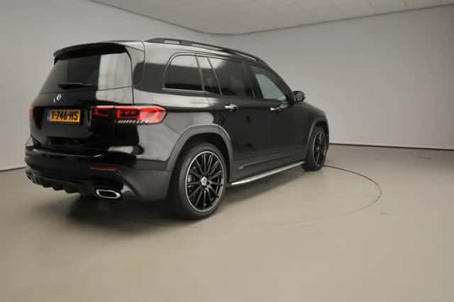 Mercedes-Benz GLB-Klasse (2023) thumbnail 2