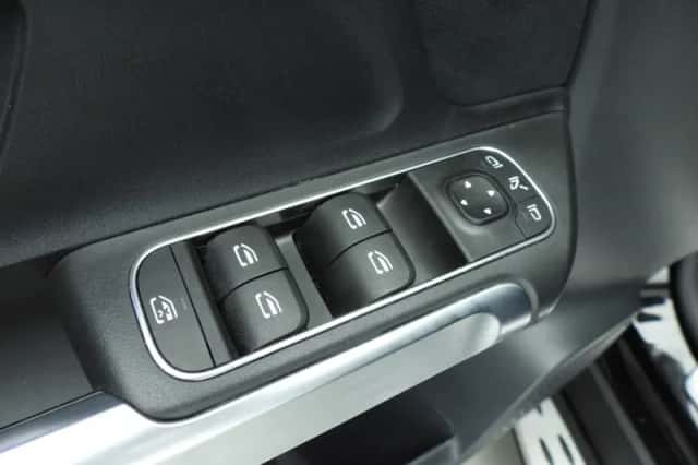 Mercedes-Benz GLB-Klasse (2023) thumbnail 41