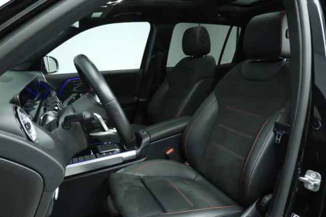 Mercedes-Benz GLB-Klasse (2023) thumbnail 8