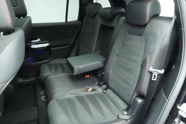 Mercedes-Benz GLB-Klasse (2023) thumbnail 9