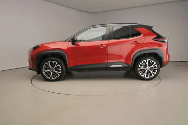 Toyota Yaris Cross (2024) thumbnail 2