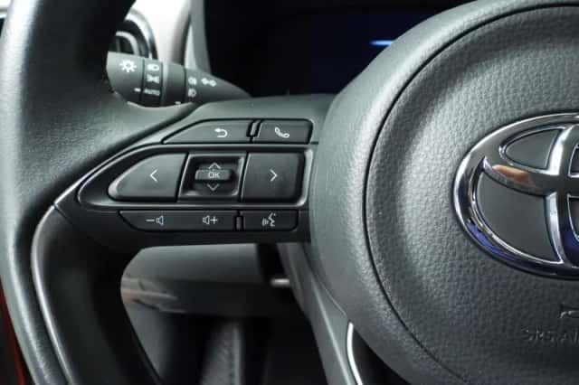 Toyota Yaris Cross (2024) thumbnail 13