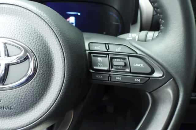Toyota Yaris Cross (2024) thumbnail 15