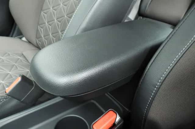 Toyota Yaris Cross (2024) thumbnail 25