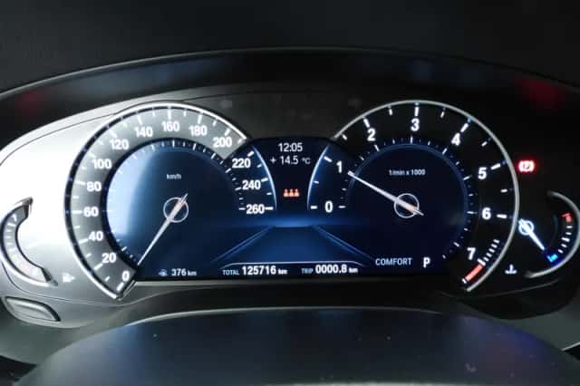 BMW 5-Serie (2018) thumbnail 12