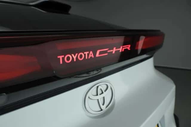 Toyota C-HR (2024) thumbnail 35