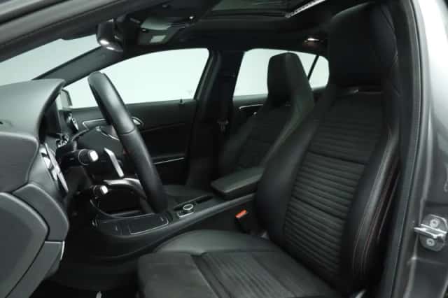 Mercedes-Benz GLA (2019) thumbnail 8