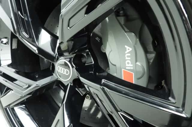 Audi RS6 (2022) thumbnail 55