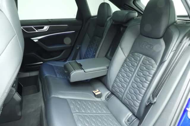 Audi RS6 (2022) thumbnail 8
