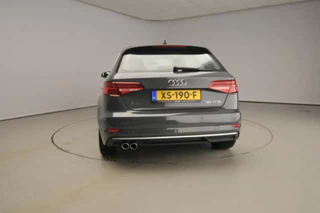 Audi A3 (2019) thumbnail 3