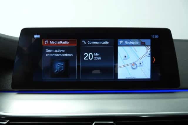 BMW 5-Serie (2018) thumbnail 33