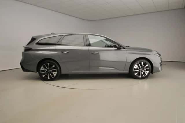 Peugeot 308 (2025) thumbnail 4