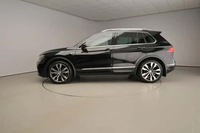 Volkswagen Tiguan (2019) thumbnail 2