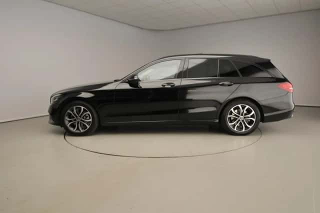Mercedes-Benz C-Klasse (2019) thumbnail 2