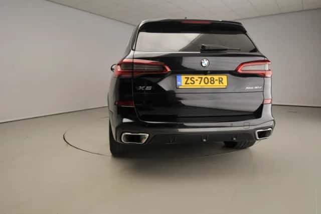 BMW X5 (2019) thumbnail 3