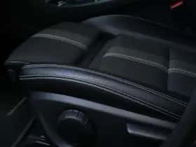 Mercedes-Benz CLA-Klasse (2017) thumbnail 11