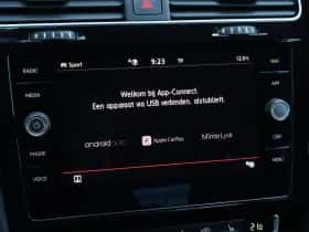 Volkswagen Golf (2020) thumbnail 23