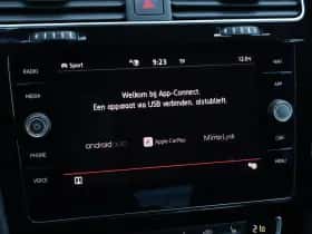Volkswagen Golf (2020) thumbnail 23