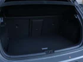 Volkswagen Golf (2020) thumbnail 34