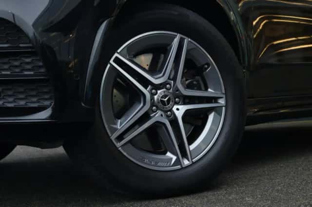Mercedes-Benz GLE (2022) thumbnail 4