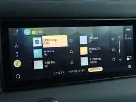 Land Rover Defender (2022) thumbnail 23
