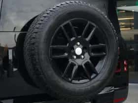 Land Rover Defender (2022) thumbnail 44