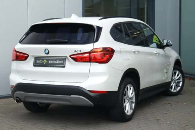 BMW X1 (2017) thumbnail 2