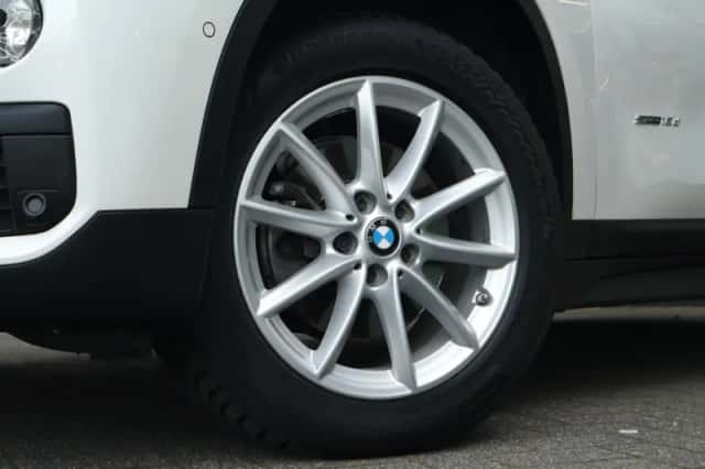 BMW X1 (2017) thumbnail 4