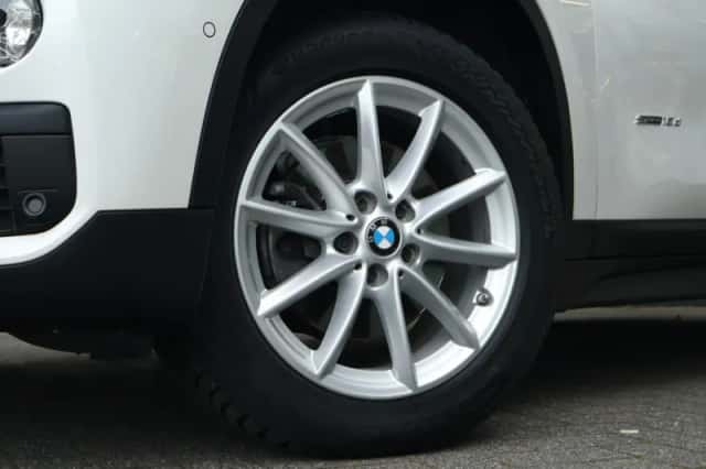 BMW X1 (2017) thumbnail 4