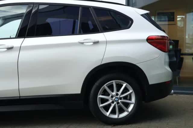 BMW X1 (2017) thumbnail 5