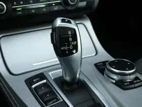BMW 5-Serie (2014) thumbnail 35