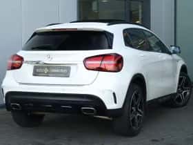 Mercedes-Benz GLA (2018) thumbnail 2