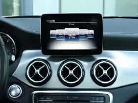 Mercedes-Benz GLA (2018) thumbnail 33