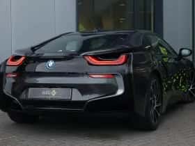 BMW I8 (2015) thumbnail 2