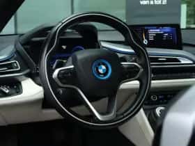 BMW I8 (2015) thumbnail 40