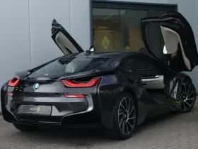 BMW I8 (2015) thumbnail 5